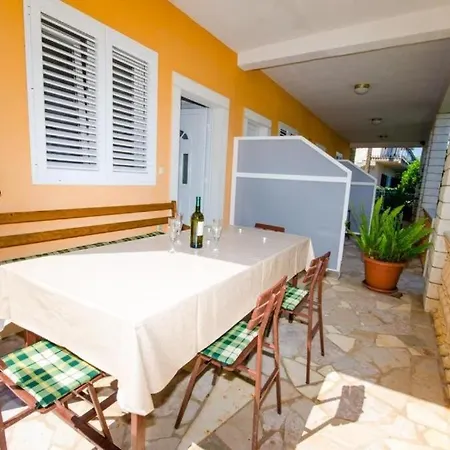 Iva - 150m From The Beach